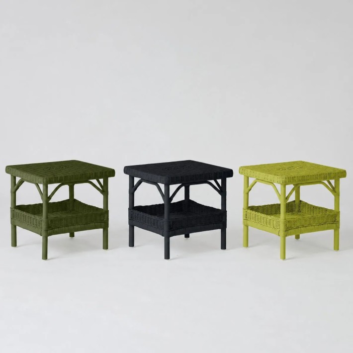 Square coffee table in Primavera-coloured lacquered rattan
