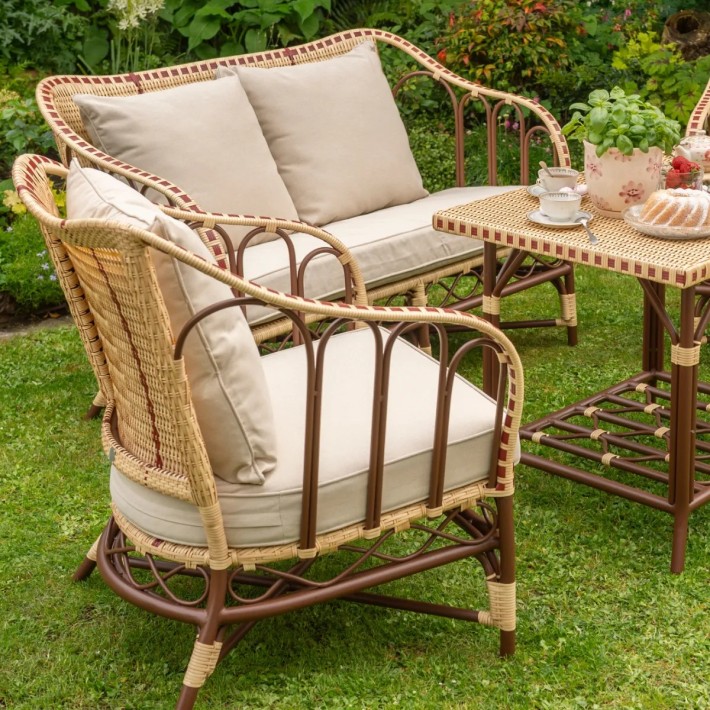 Ambiance d'ensemble fauteuil et canapé de jardin collection BELLE EPOQUE