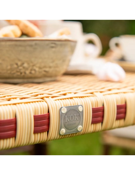 Zoom: beige and red resin braided design from the BELLE EPOQUE collection