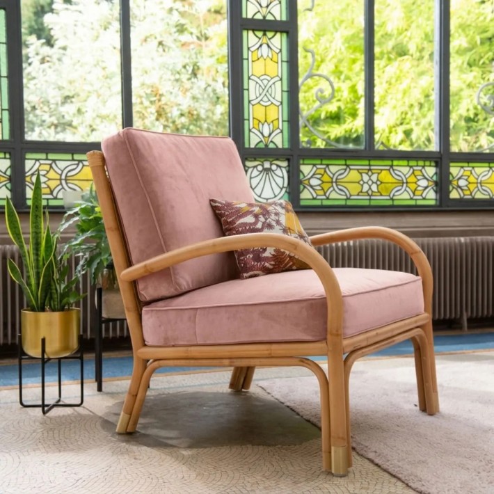 Ambiance fauteuil RIVIERA avec tissu velours rose