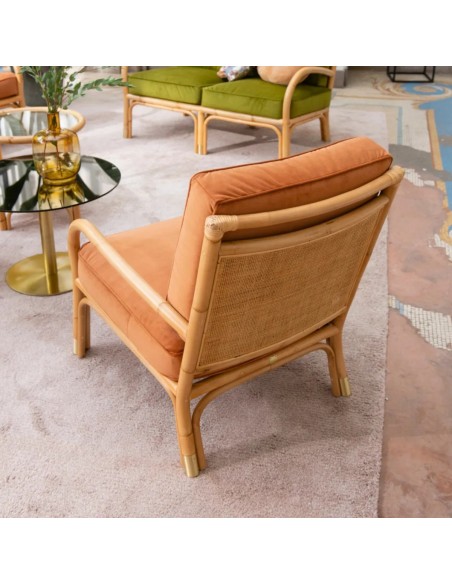 Vue tressage en rotin dossier fauteuil collection RIVIERA avec tissu velours  ocre