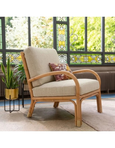 Ambiance fauteuil en canne de rotin collection RIVIERA avec tissu de base beige